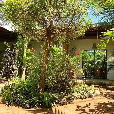 Hotel Casita Madame Puerto López Exterior foto
